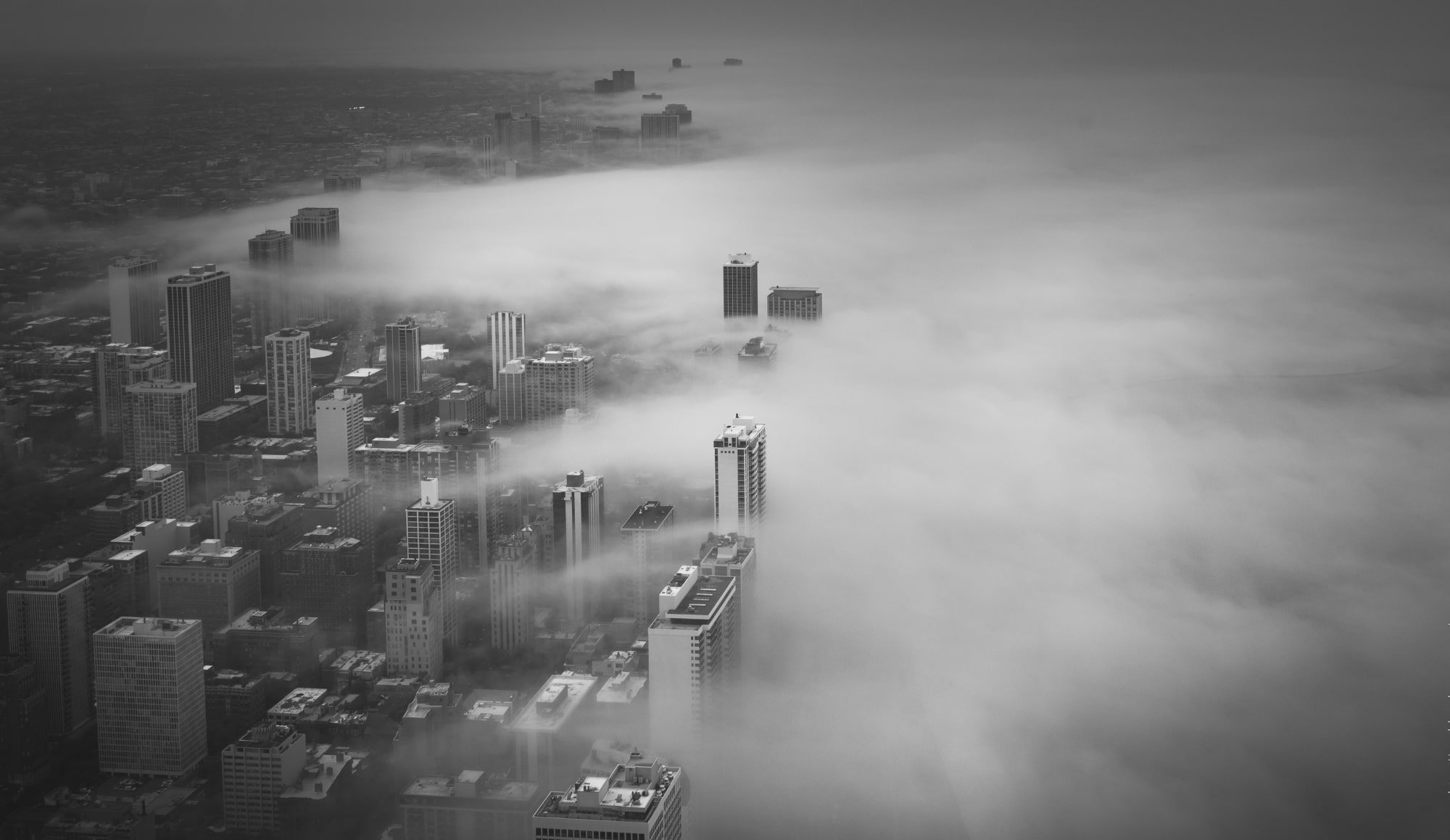 CHICAGO : A touch of fog